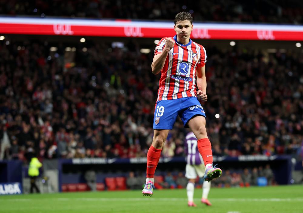 虽然他在 虽然他在