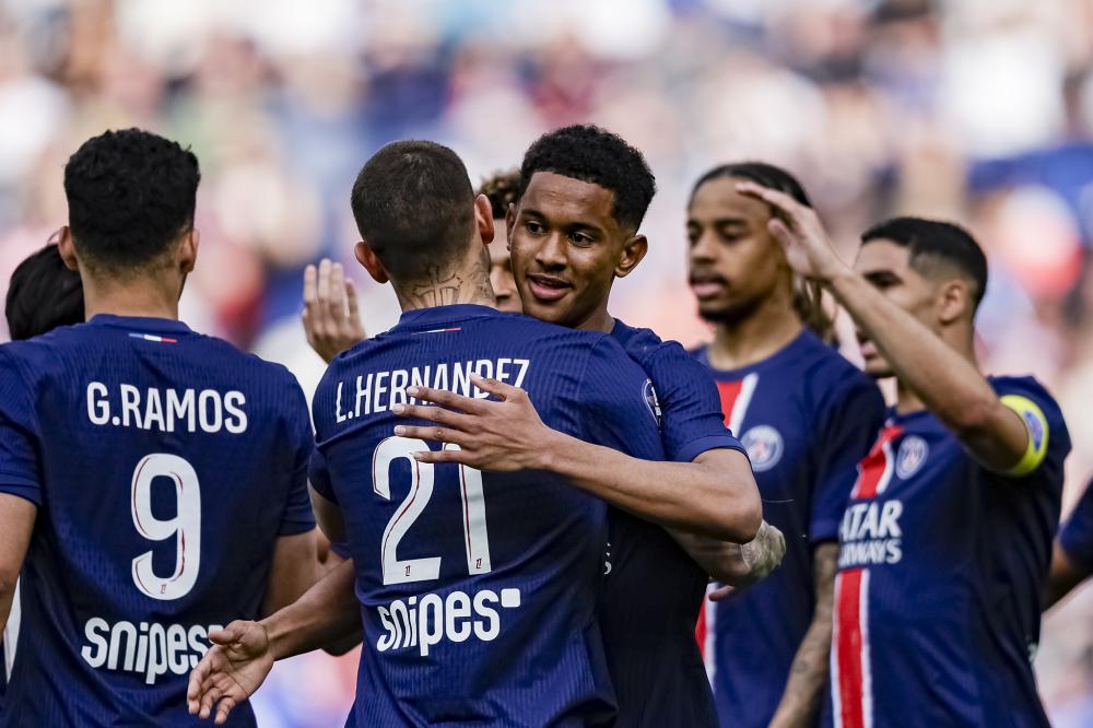 国米旧将：奥纳纳扑救动作过于花哨夸张，国米卖他是明智之举.